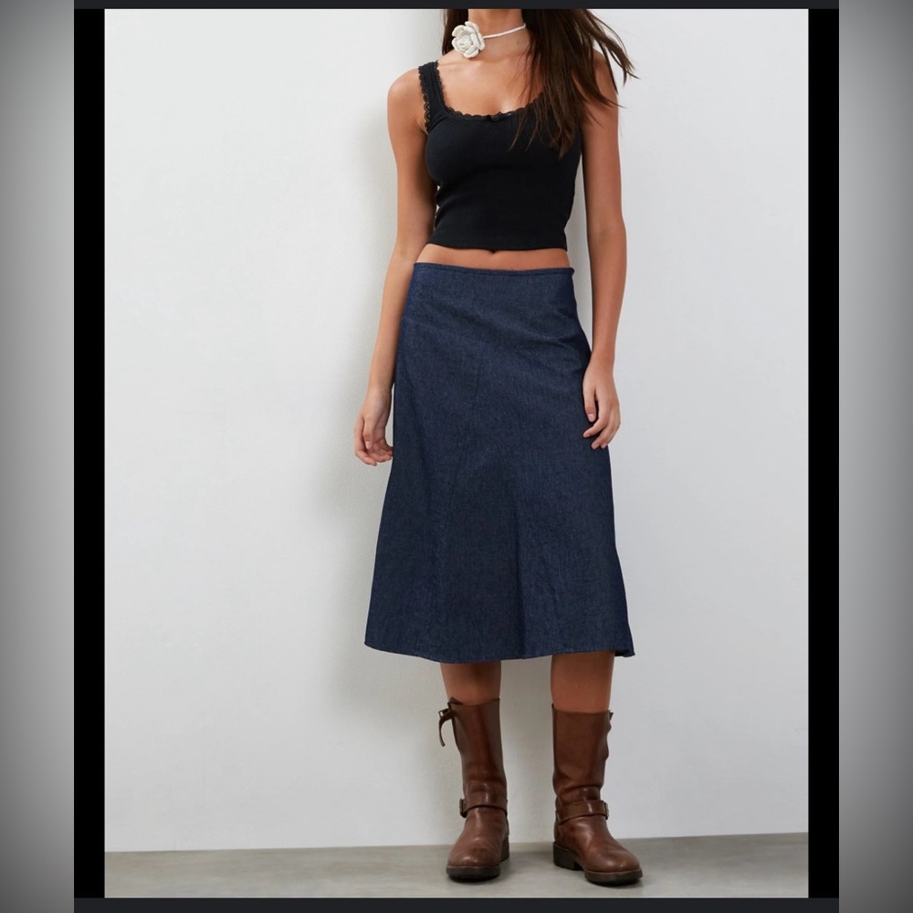 Pleated denim Aline skirt midi